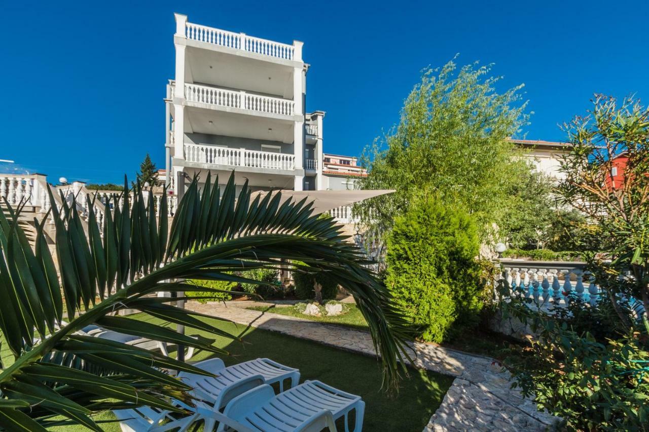 Villa Mara Crikvenica Extérieur photo